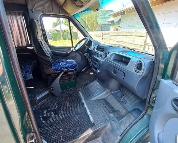 Зеленый Мерседес Sprinter, объемом двигателя 2.2 л и пробегом 387 тыс. км за 7000 $, фото 1 на Automoto.ua