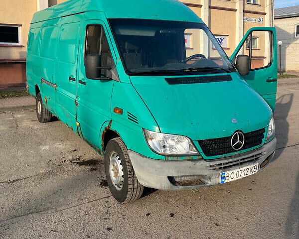 Зеленый Мерседес Sprinter, объемом двигателя 2.2 л и пробегом 737 тыс. км за 6499 $, фото 1 на Automoto.ua