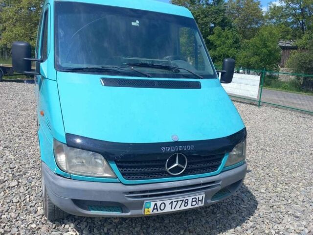 Зелений Мерседес Sprinter, об'ємом двигуна 2.1 л та пробігом 300 тис. км за 5800 $, фото 1 на Automoto.ua