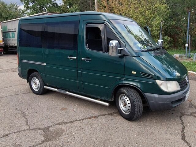 Зеленый Мерседес Sprinter, объемом двигателя 2 л и пробегом 640 тыс. км за 7800 $, фото 1 на Automoto.ua