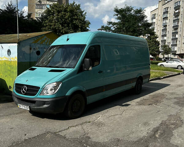 Зелений Мерседес Sprinter, об'ємом двигуна 3 л та пробігом 288 тис. км за 13000 $, фото 1 на Automoto.ua