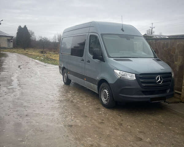 Зелений Мерседес Sprinter, об'ємом двигуна 0 л та пробігом 380 тис. км за 21990 $, фото 1 на Automoto.ua