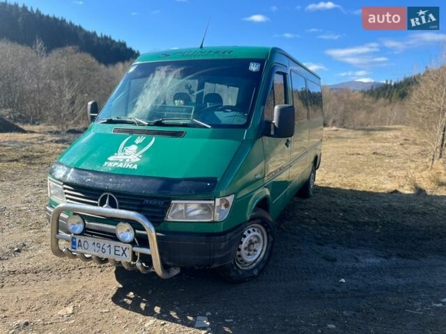 Зеленый Мерседес Sprinter, объемом двигателя 2.87 л и пробегом 850 тыс. км за 4400 $, фото 1 на Automoto.ua