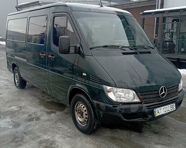 Зелений Мерседес Sprinter, об'ємом двигуна 2.2 л та пробігом 930 тис. км за 4499 $, фото 1 на Automoto.ua