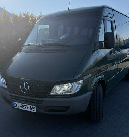 Зеленый Мерседес Sprinter, объемом двигателя 2.69 л и пробегом 874 тыс. км за 14200 $, фото 1 на Automoto.ua
