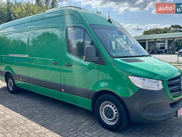 Зелений Мерседес Sprinter, об'ємом двигуна 2.2 л та пробігом 224 тис. км за 28950 $, фото 1 на Automoto.ua