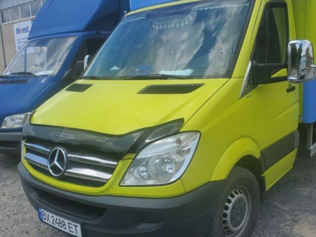 Зеленый Мерседес Sprinter, объемом двигателя 2.9 л и пробегом 400 тыс. км за 15555 $, фото 1 на Automoto.ua
