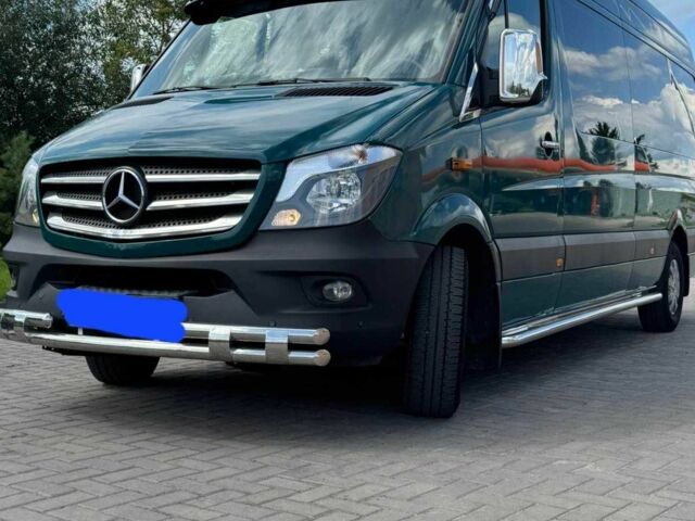 Зеленый Мерседес Sprinter, объемом двигателя 2.2 л и пробегом 380 тыс. км за 20500 $, фото 1 на Automoto.ua