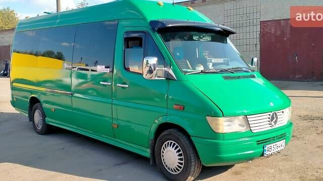 Зелений Мерседес Sprinter, об'ємом двигуна 2.87 л та пробігом 560 тис. км за 9500 $, фото 1 на Automoto.ua