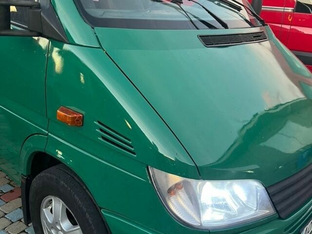 Зеленый Мерседес Sprinter, объемом двигателя 2.1 л и пробегом 700 тыс. км за 11500 $, фото 1 на Automoto.ua