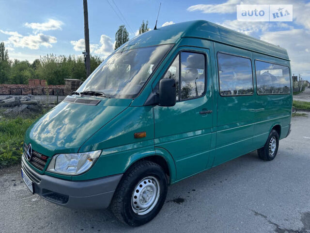 Зеленый Мерседес Sprinter, объемом двигателя 2.69 л и пробегом 297 тыс. км за 12800 $, фото 1 на Automoto.ua