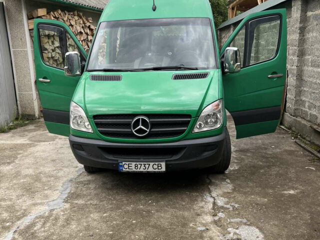 Зелений Мерседес Sprinter, об'ємом двигуна 3 л та пробігом 320 тис. км за 26300 $, фото 1 на Automoto.ua