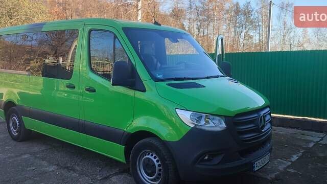 Зелений Мерседес Sprinter, об'ємом двигуна 2.14 л та пробігом 189 тис. км за 30499 $, фото 1 на Automoto.ua