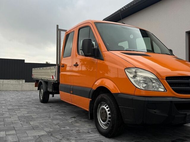 Оранжевый Мерседес Sprinter, объемом двигателя 3 л и пробегом 369 тыс. км за 19900 $, фото 1 на Automoto.ua
