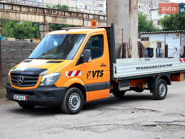 Оранжевый Мерседес Sprinter, объемом двигателя 2.2 л и пробегом 178 тыс. км за 21800 $, фото 1 на Automoto.ua