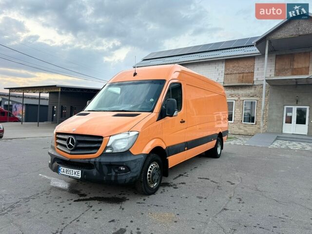 Оранжевый Мерседес Sprinter, объемом двигателя 2.2 л и пробегом 330 тыс. км за 23500 $, фото 1 на Automoto.ua