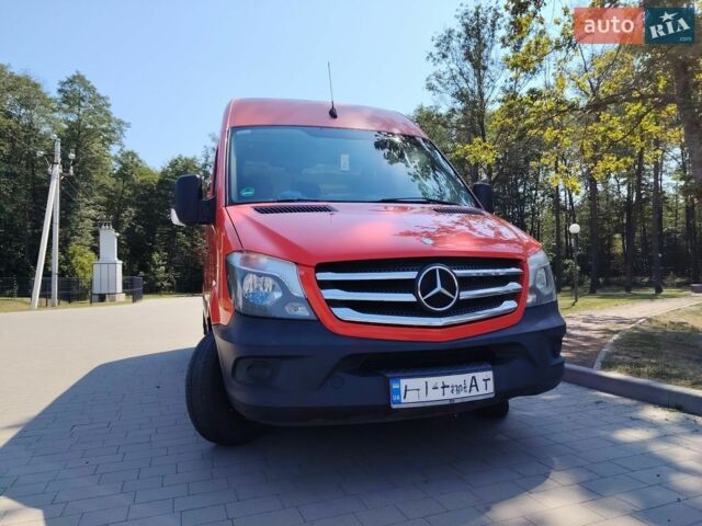 Оранжевый Мерседес Sprinter, объемом двигателя 2.14 л и пробегом 381 тыс. км за 15900 $, фото 1 на Automoto.ua
