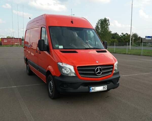 Оранжевый Мерседес Sprinter, объемом двигателя 2.2 л и пробегом 275 тыс. км за 15300 $, фото 1 на Automoto.ua