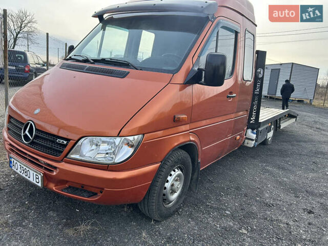 Оранжевый Мерседес Sprinter, объемом двигателя 2.15 л и пробегом 251 тыс. км за 11500 $, фото 1 на Automoto.ua