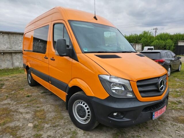 Помаранчевий Мерседес Sprinter, об'ємом двигуна 2.2 л та пробігом 204 тис. км за 19500 $, фото 1 на Automoto.ua