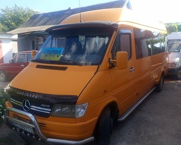 Оранжевый Мерседес Sprinter, объемом двигателя 2.9 л и пробегом 1 тыс. км за 6700 $, фото 1 на Automoto.ua