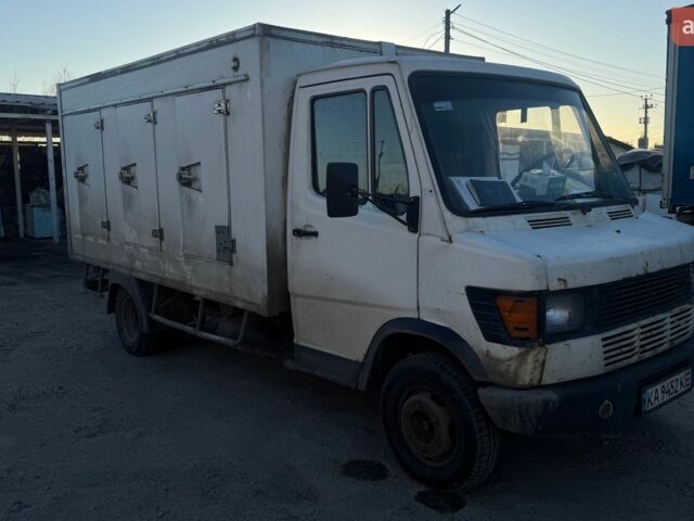 Білий Мерседес T1, об'ємом двигуна 2.87 л та пробігом 374 тис. км за 2500 $, фото 1 на Automoto.ua