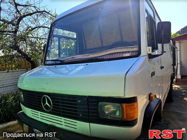 Белый Мерседес T1, объемом двигателя 4 л и пробегом 0 тыс. км за 5200 $, фото 1 на Automoto.ua