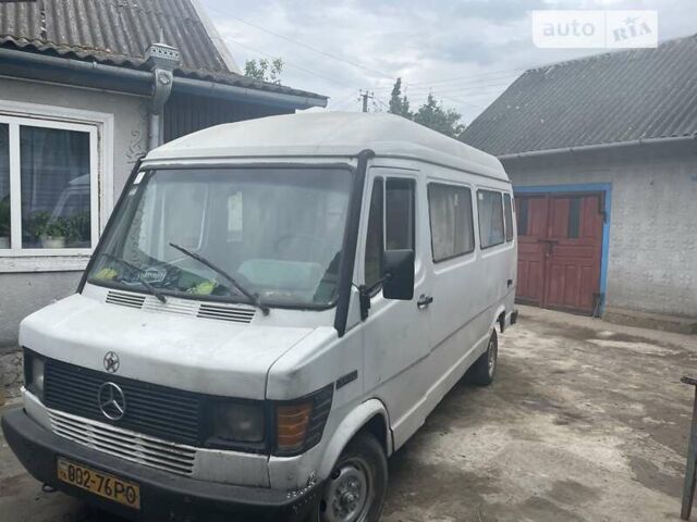 Белый Мерседес T1, объемом двигателя 2.3 л и пробегом 634 тыс. км за 1400 $, фото 1 на Automoto.ua