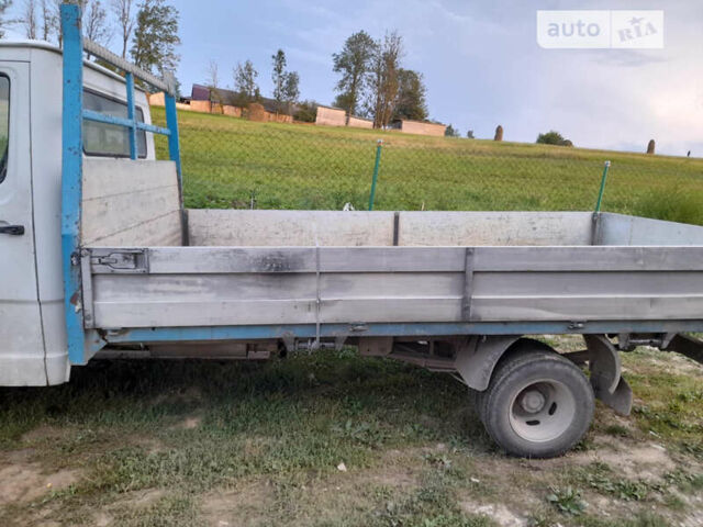 Мерседес T1, объемом двигателя 0 л и пробегом 100 тыс. км за 3200 $, фото 1 на Automoto.ua