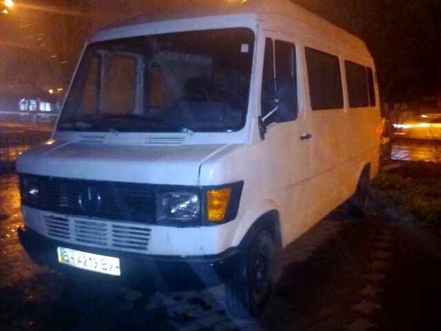 Мерседес T1, объемом двигателя 2.3 л и пробегом 700 тыс. км за 1500 $, фото 1 на Automoto.ua