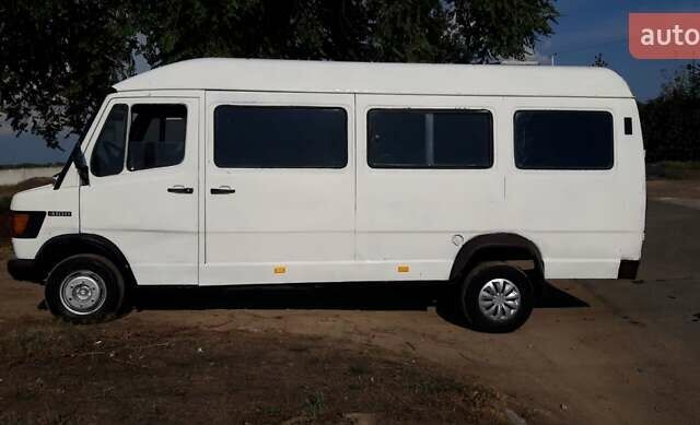 Мерседес T1, объемом двигателя 0 л и пробегом 123 тыс. км за 2873 $, фото 1 на Automoto.ua