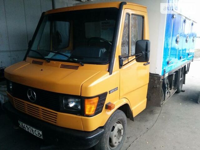 Жовтий Мерседес T1, об'ємом двигуна 2.9 л та пробігом 420 тис. км за 3515 $, фото 1 на Automoto.ua