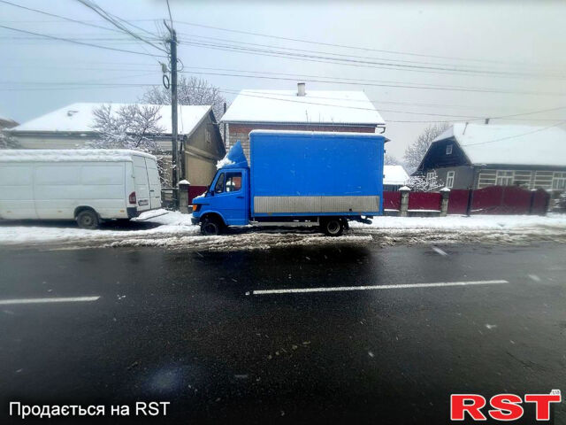 Синий Мерседес T1, объемом двигателя 3 л и пробегом 312 тыс. км за 5900 $, фото 1 на Automoto.ua