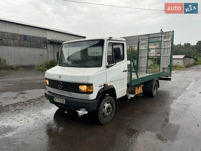 Белый Мерседес T2, объемом двигателя 4 л и пробегом 250 тыс. км за 10200 $, фото 1 на Automoto.ua