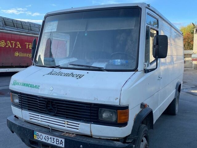 Белый Мерседес T2, объемом двигателя 1.33 л и пробегом 500 тыс. км за 4950 $, фото 1 на Automoto.ua