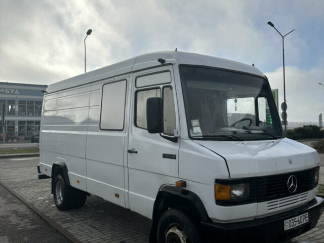 Белый Мерседес T2, объемом двигателя 0 л и пробегом 667 тыс. км за 6500 $, фото 1 на Automoto.ua