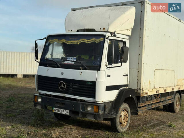 Білий Мерседес T2, об'ємом двигуна 4.3 л та пробігом 500 тис. км за 6100 $, фото 1 на Automoto.ua