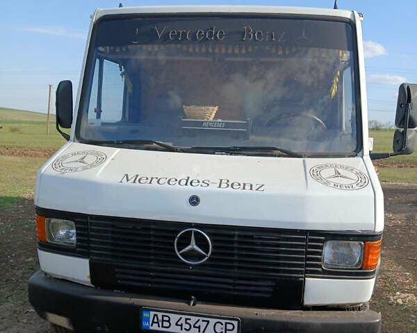 Білий Мерседес T2, об'ємом двигуна 3.97 л та пробігом 100 тис. км за 4600 $, фото 1 на Automoto.ua