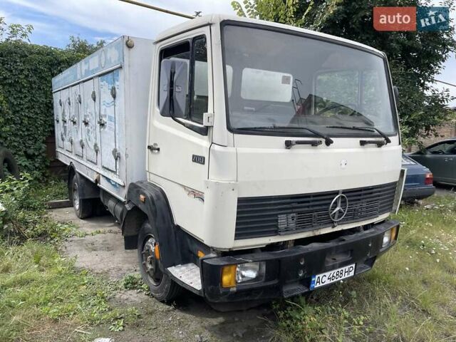 Білий Мерседес T2, об'ємом двигуна 3.97 л та пробігом 500 тис. км за 2999 $, фото 1 на Automoto.ua