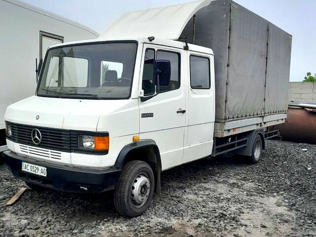 Білий Мерседес T2, об'ємом двигуна 4 л та пробігом 400 тис. км за 6000 $, фото 1 на Automoto.ua