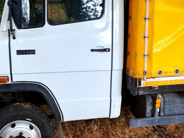 Білий Мерседес T2, об'ємом двигуна 4 л та пробігом 340 тис. км за 7000 $, фото 1 на Automoto.ua