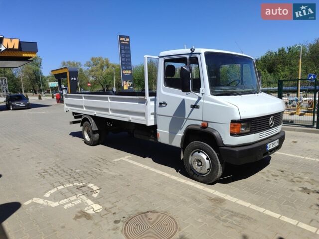 Белый Мерседес T2, объемом двигателя 3.97 л и пробегом 547 тыс. км за 12900 $, фото 1 на Automoto.ua