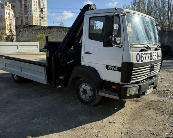 Белый Мерседес T2, объемом двигателя 6 л и пробегом 500 тыс. км за 23500 $, фото 1 на Automoto.ua