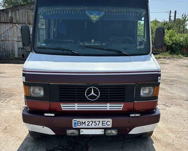 Белый Мерседес T2, объемом двигателя 3.97 л и пробегом 450 тыс. км за 7800 $, фото 1 на Automoto.ua