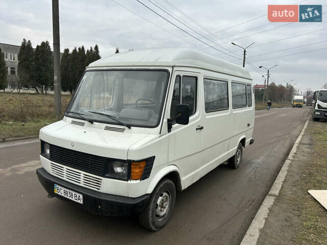 Білий Мерседес T2, об'ємом двигуна 0 л та пробігом 542 тис. км за 4000 $, фото 1 на Automoto.ua