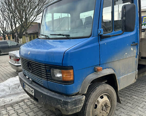 Мерседес T2, объемом двигателя 4 л и пробегом 650 тыс. км за 4000 $, фото 1 на Automoto.ua