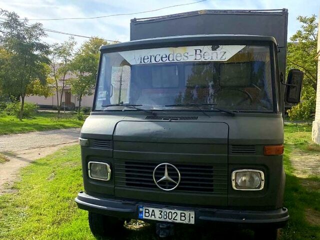 Мерседес T2, объемом двигателя 2.4 л и пробегом 0 тыс. км за 1500 $, фото 1 на Automoto.ua