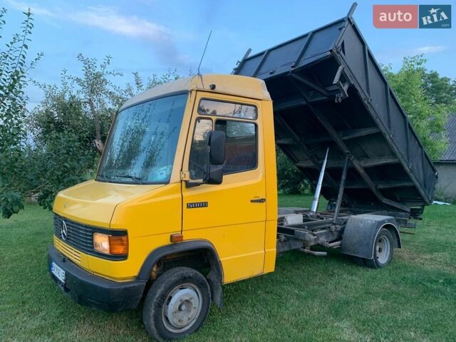 Жовтий Мерседес T2, об'ємом двигуна 3 л та пробігом 450 тис. км за 8500 $, фото 1 на Automoto.ua