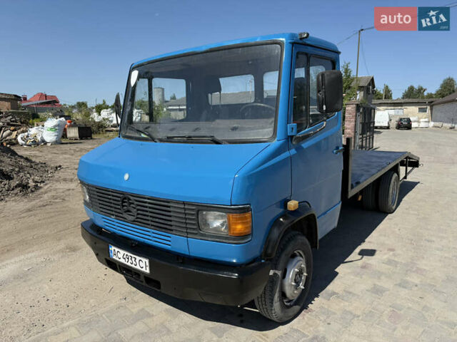 Синий Мерседес T2, объемом двигателя 4 л и пробегом 354 тыс. км за 7000 $, фото 1 на Automoto.ua