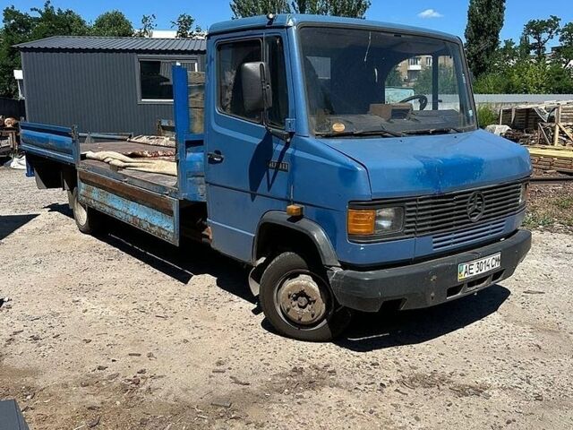 Синій Мерседес T2, об'ємом двигуна 4 л та пробігом 400 тис. км за 4500 $, фото 1 на Automoto.ua